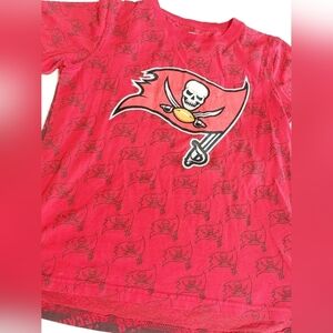 Youth Medium‎ 10/12 Buccaneers TShirt